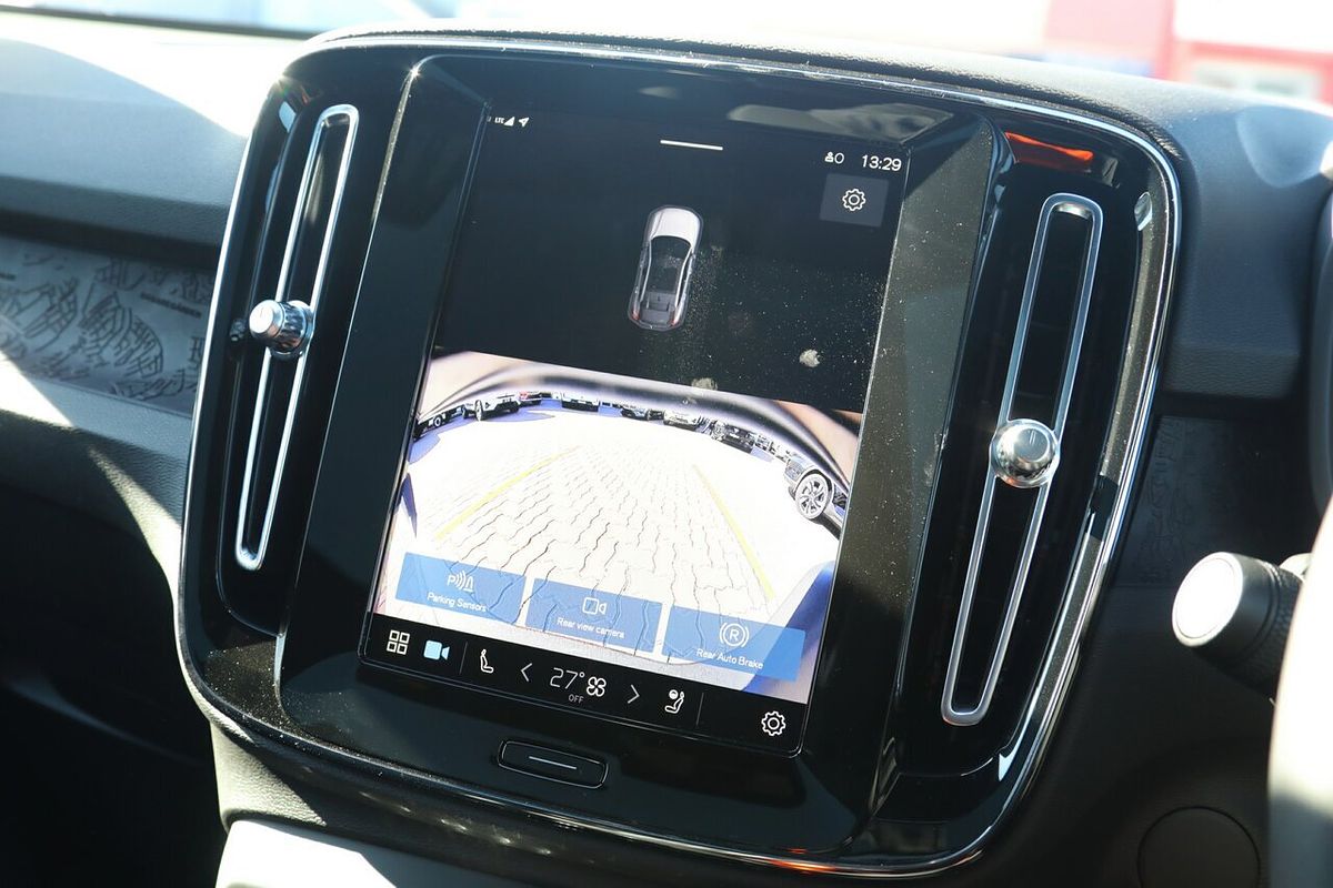 2024 Volvo C40 Recharge