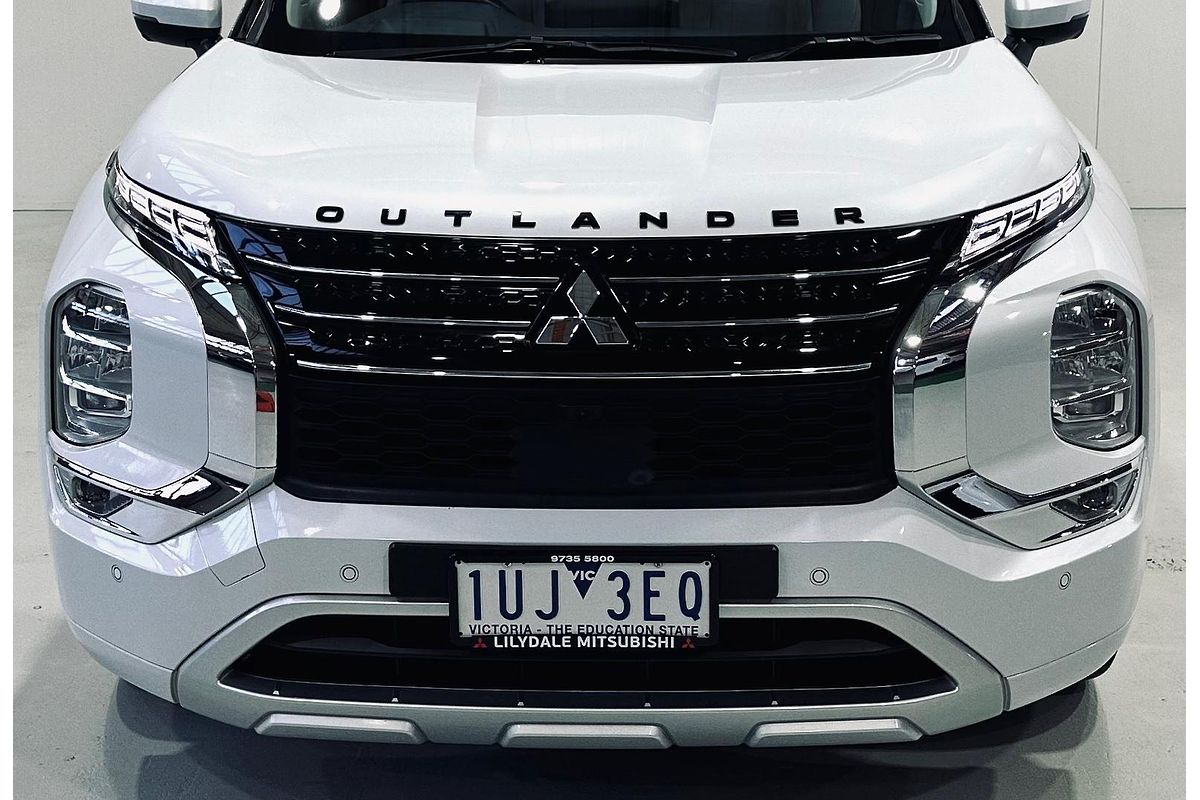 2021 Mitsubishi Outlander Exceed ZM