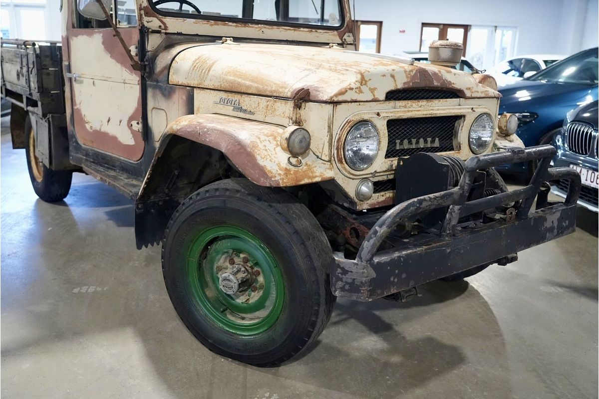 1964 Toyota Landcruiser FJ45 4X4