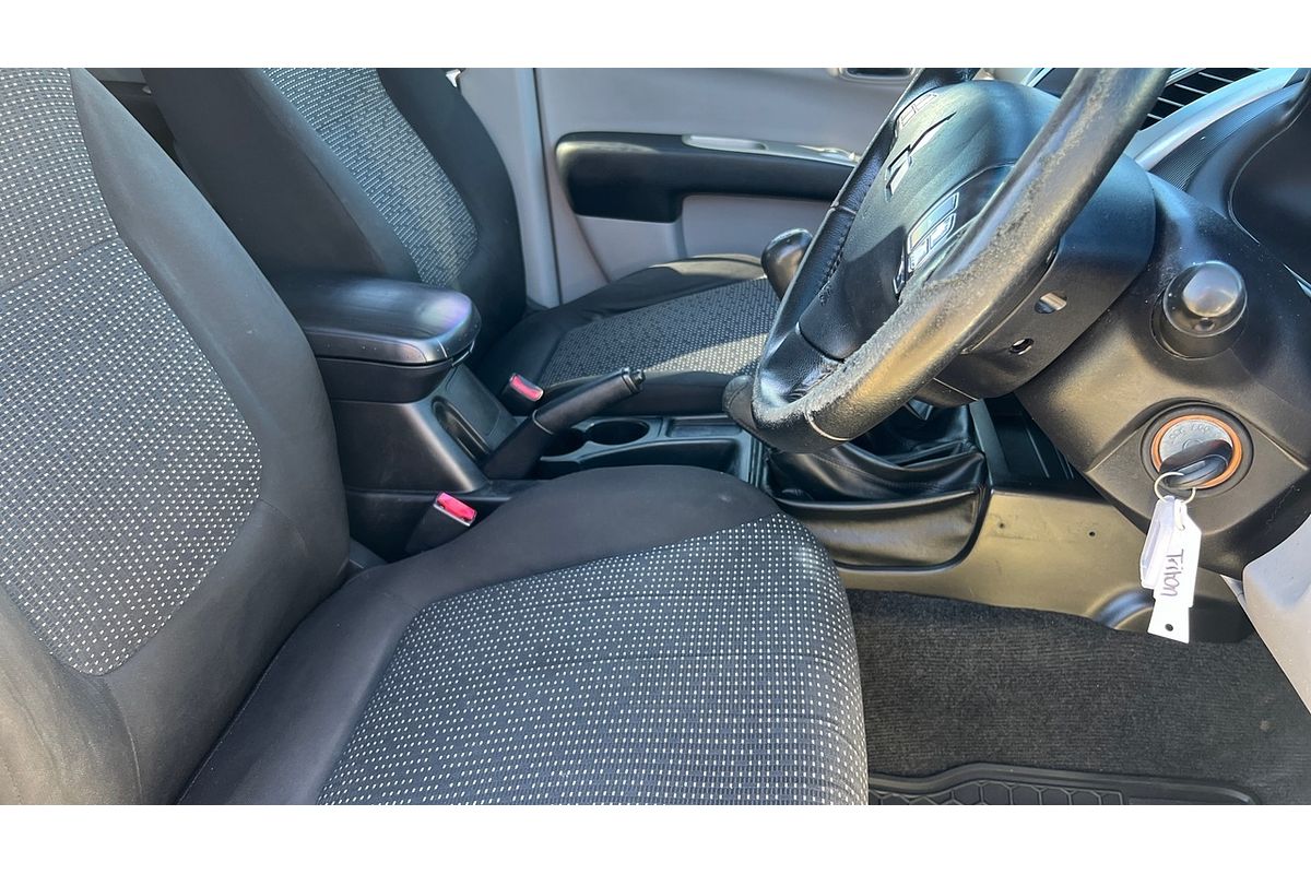 2012 Mitsubishi Triton GLX-R (4x4) MN MY12 4X4