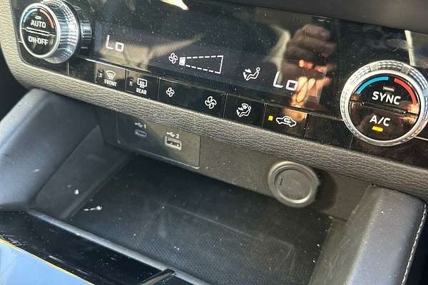 2022 Mitsubishi Outlander ES ZM