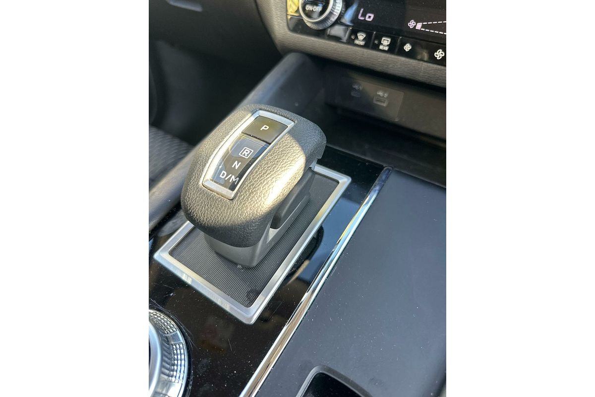 2022 Mitsubishi Outlander ES ZM