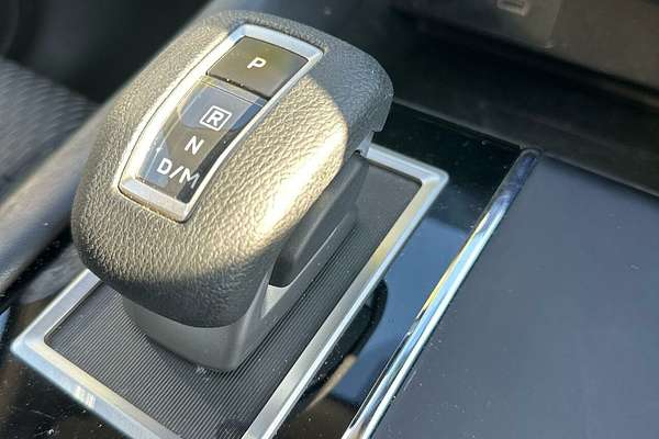 2022 Mitsubishi Outlander ES ZM