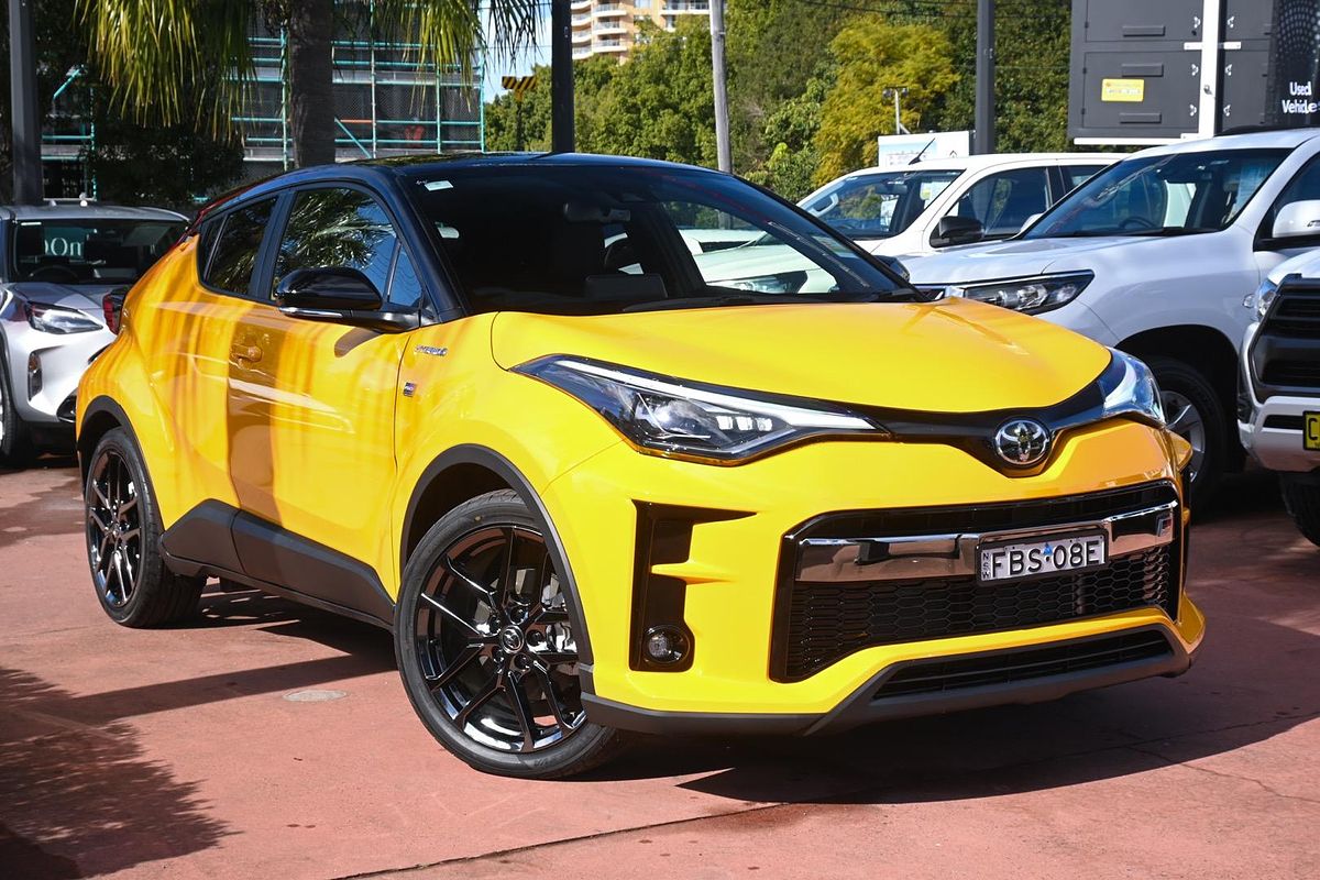 2023 Toyota C-HR GR Sport ZYX10R