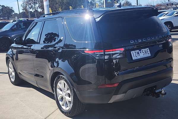 2017 Land Rover Discovery TD6 SE Series 5