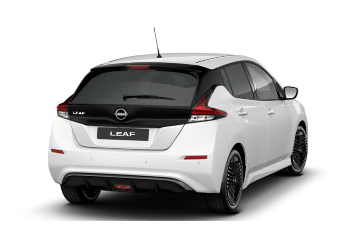 2023 Nissan LEAF ZE1