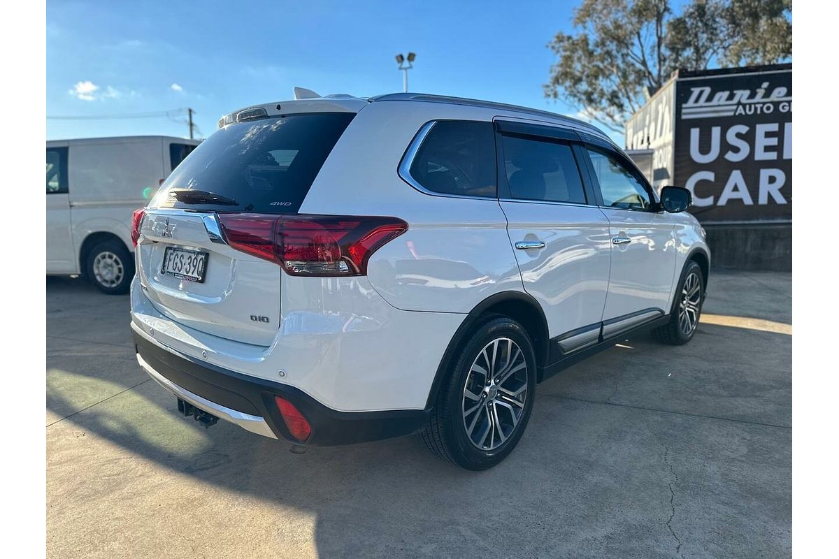 2017 Mitsubishi Outlander Exceed ZL