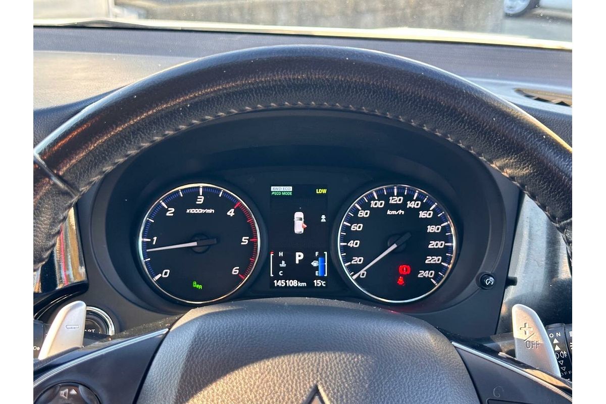 2017 Mitsubishi Outlander Exceed ZL