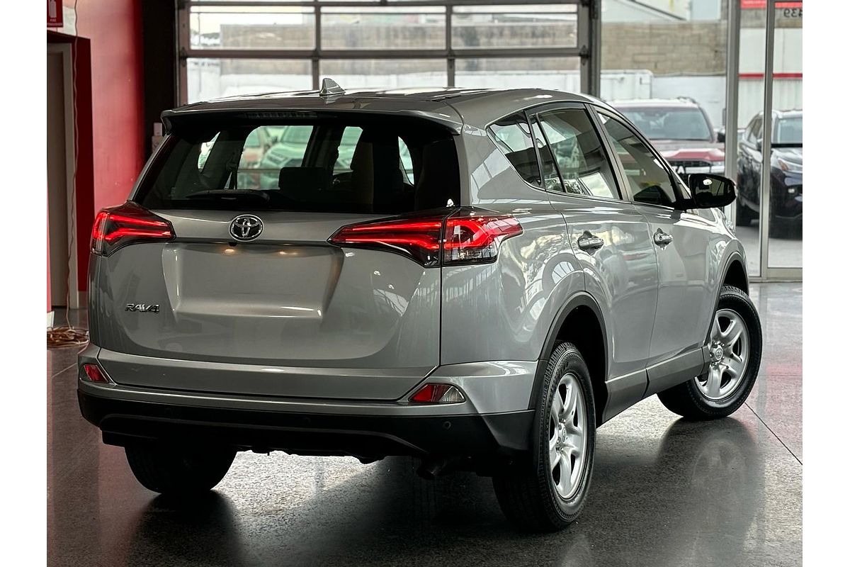 2017 Toyota RAV4 GX ZSA42R