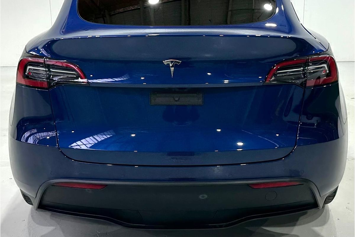 2022 Tesla Model Y Rear-Wheel Drive (No Series)