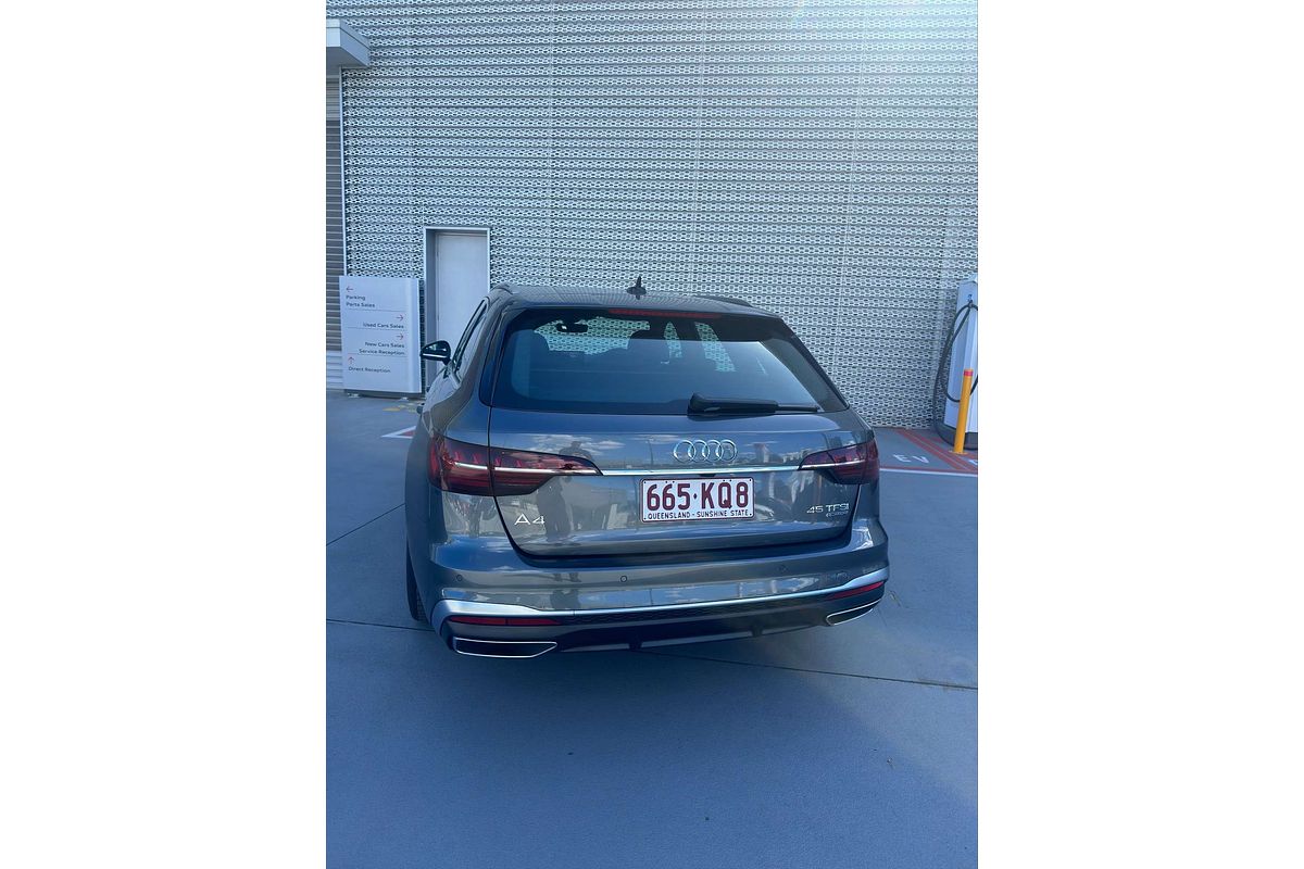 2024 Audi A4 45 TFSI S line B9