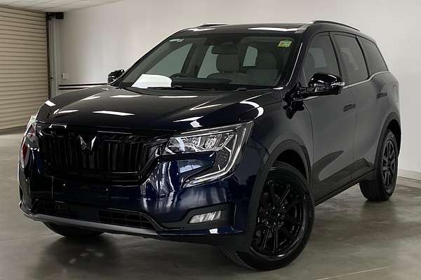 2024 Mahindra XUV700 AX7L