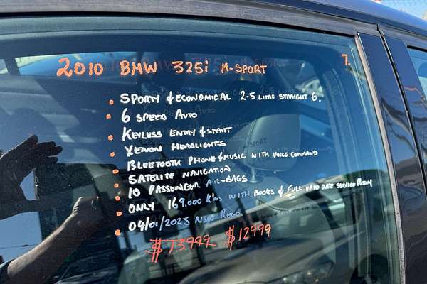 2010 BMW 3 Series 325i E90
