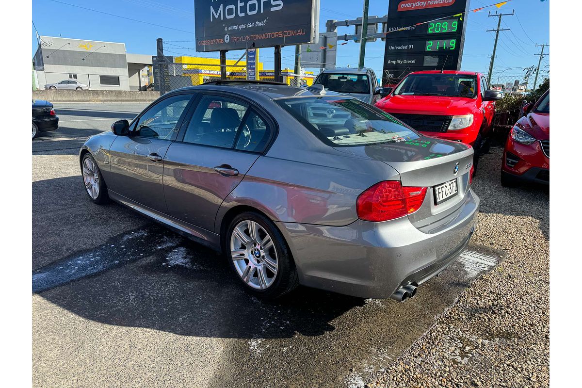 2010 BMW 3 Series 325i E90