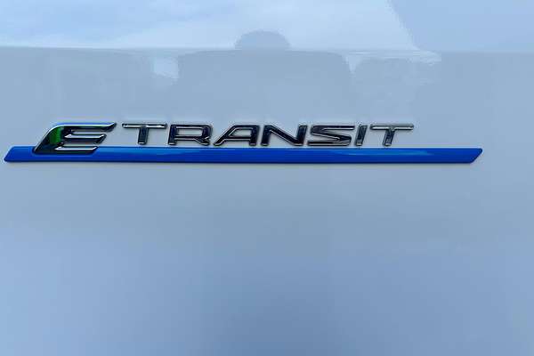 2022 Ford E-Transit 420L VO