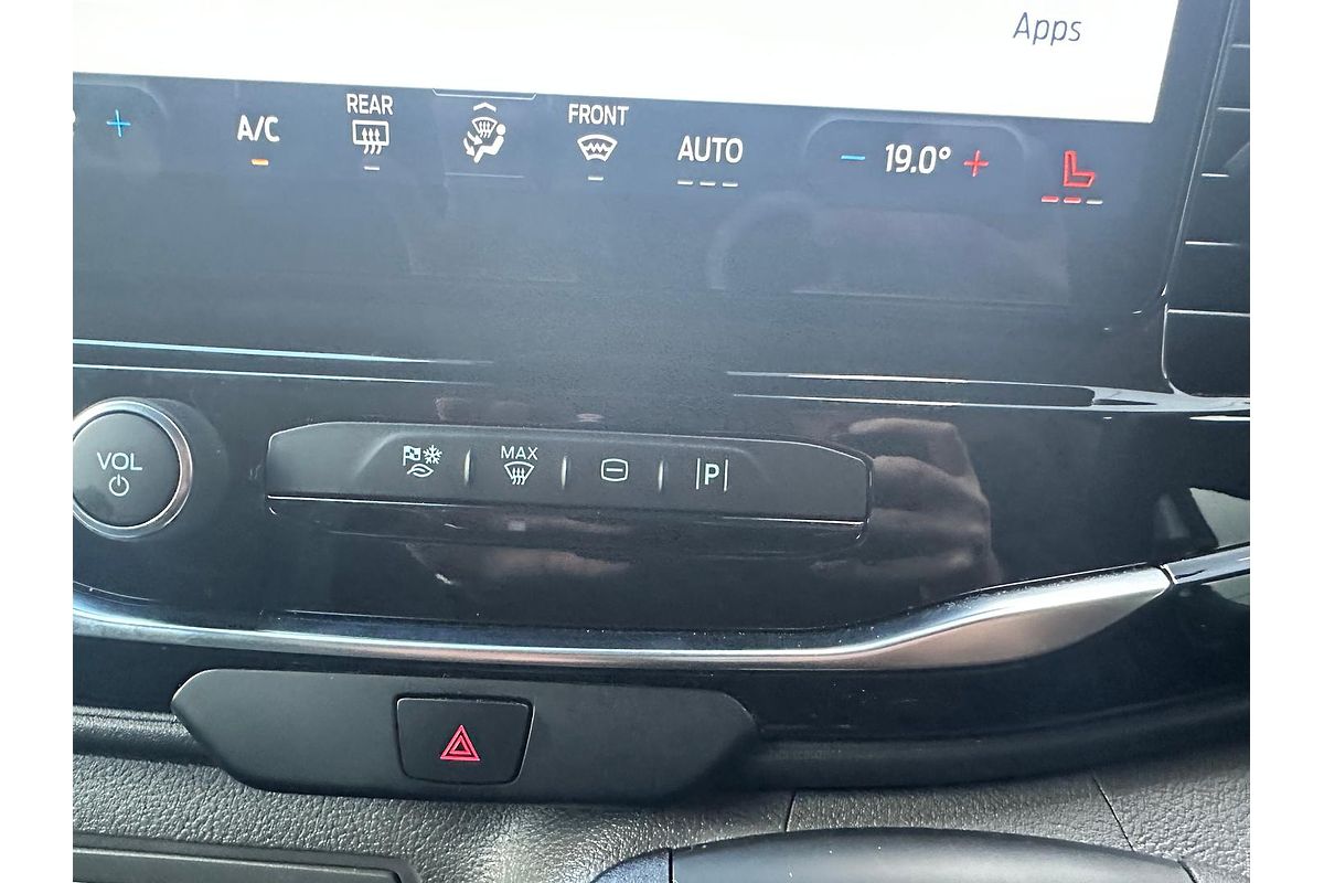 2022 Ford E-Transit 420L VO