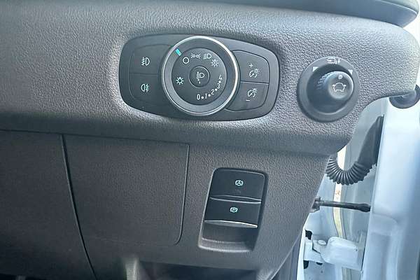 2022 Ford E-Transit 420L VO