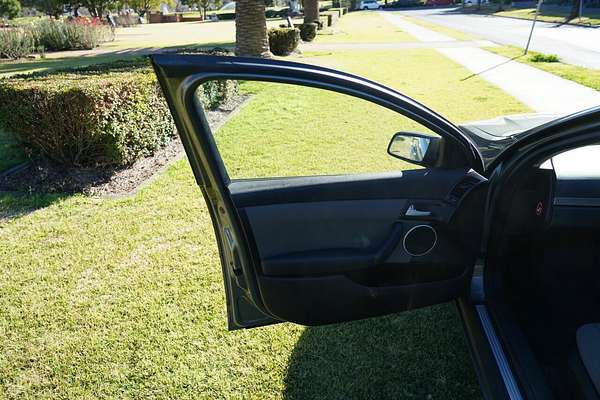 2012 Holden Commodore Omega VE II MY12