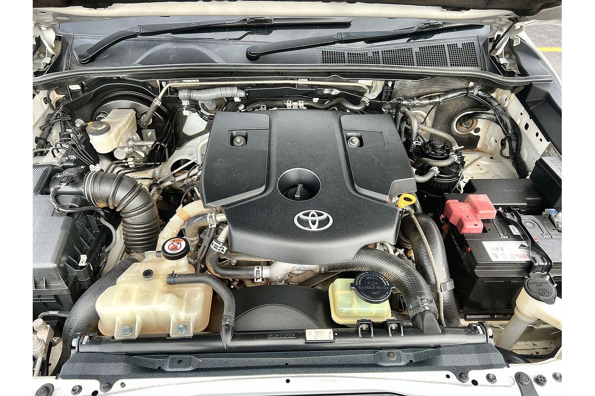 2018 Toyota Hilux SR GUN126R 4X4