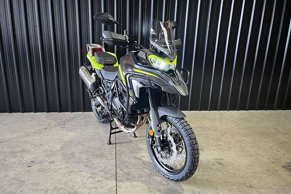 2024 Benelli 702X