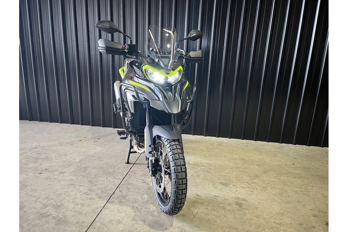 2024 Benelli 702X