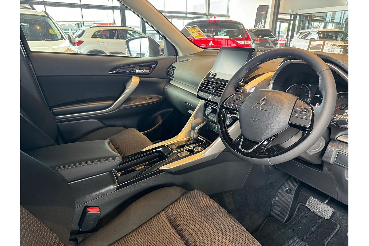 2023 Mitsubishi Eclipse Cross LS YB