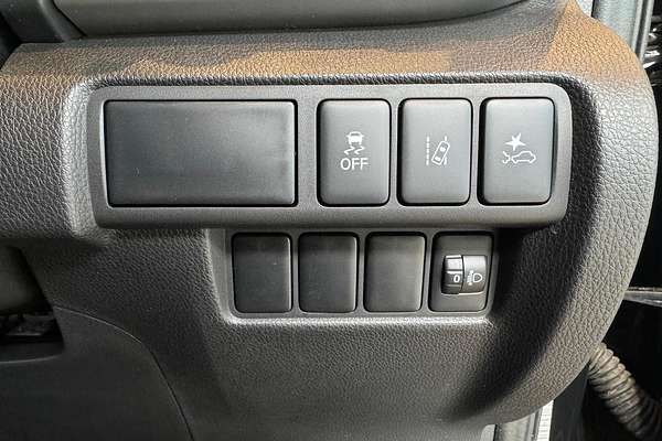 2023 Mitsubishi Eclipse Cross LS YB