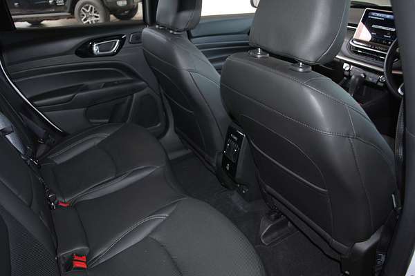 2023 Jeep Compass S-Limited M6