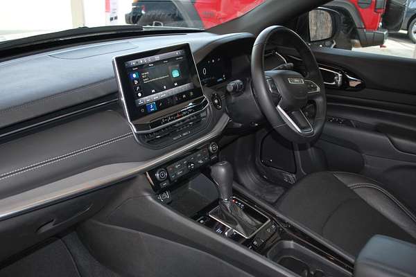 2023 Jeep Compass S-Limited M6