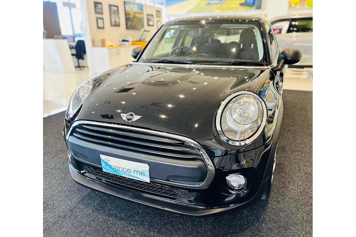 2016 MINI Hatch One F55