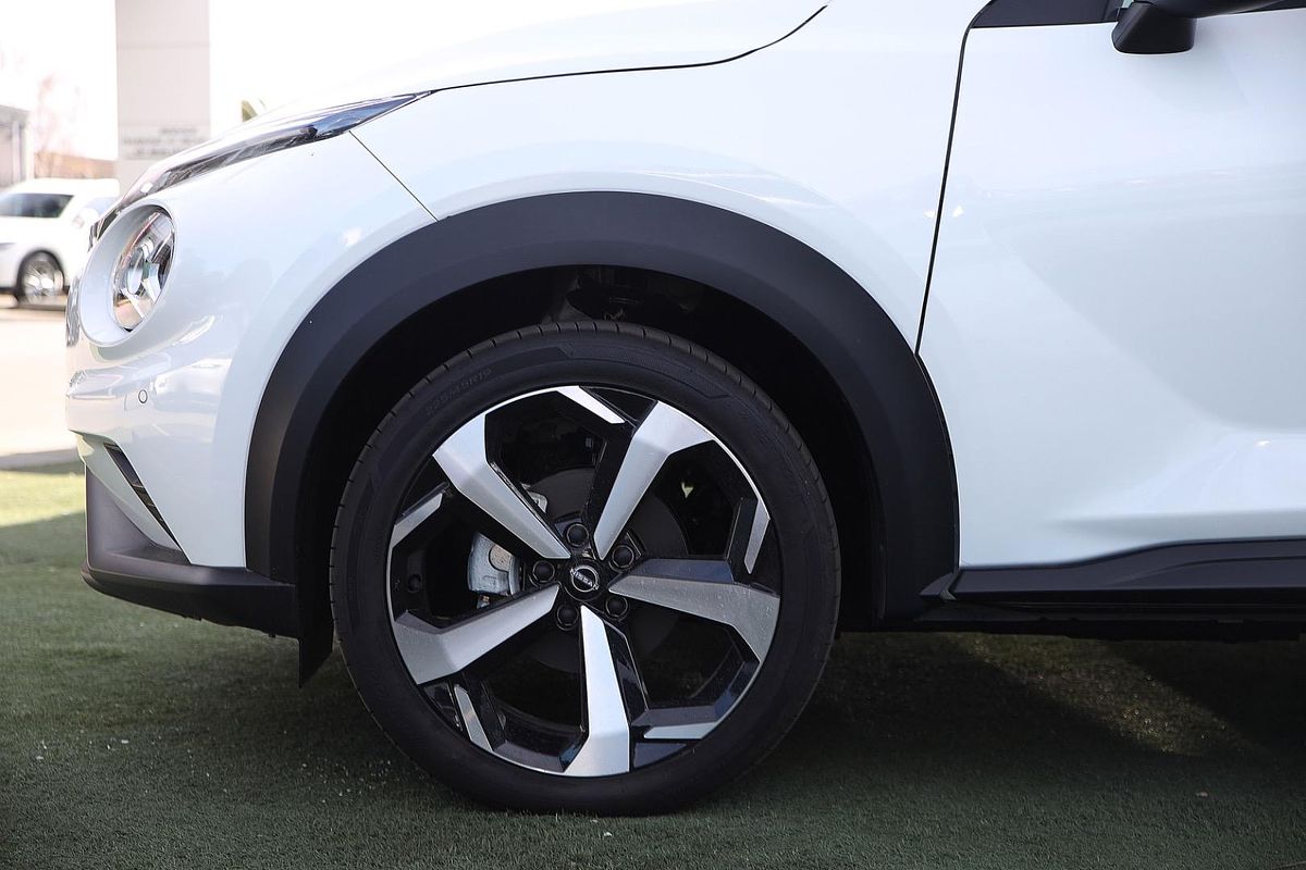 2023 Nissan JUKE ST-L F16