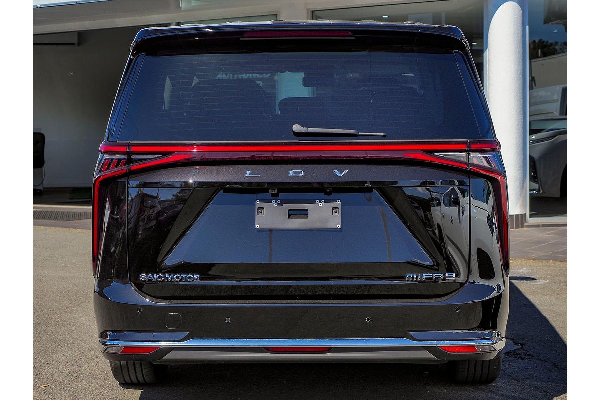 2022 LDV MIFA 9 Luxe