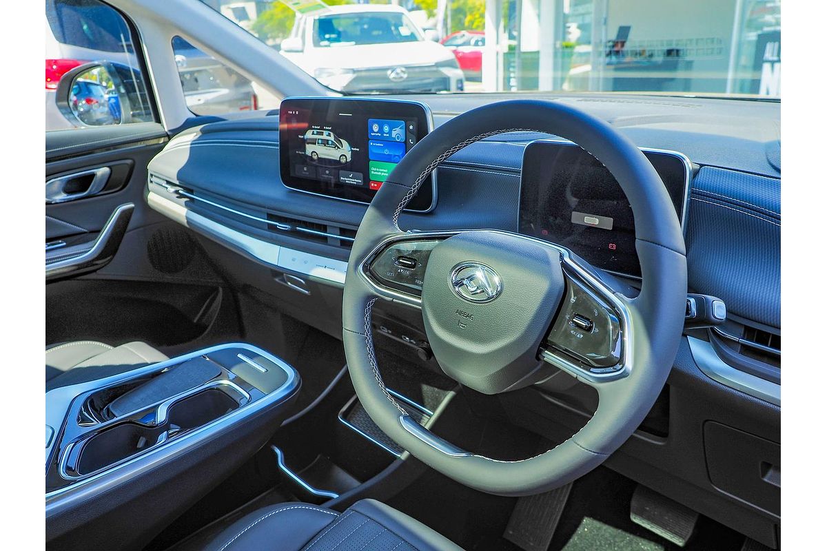 2022 LDV MIFA 9 Luxe