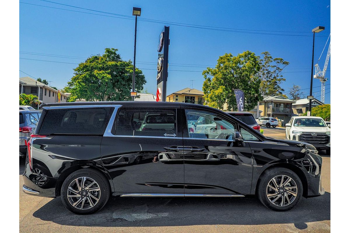 2022 LDV MIFA 9 Luxe