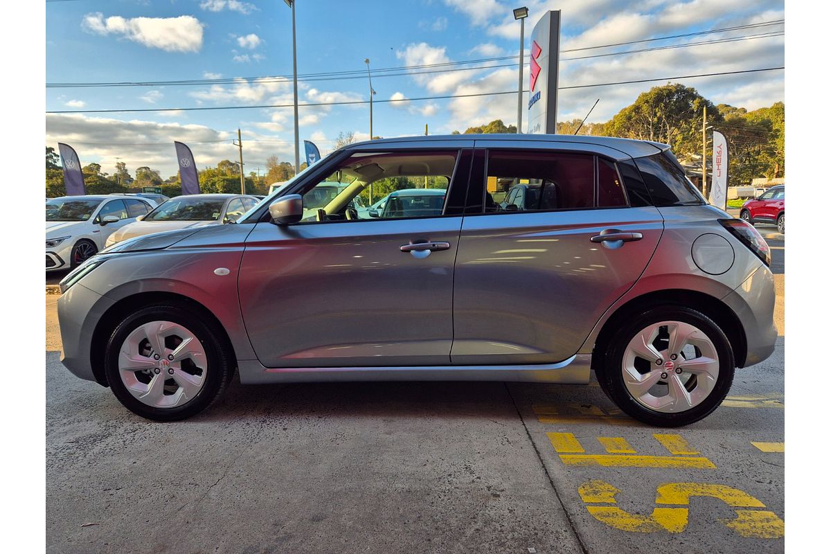 2024 Suzuki Swift Hybrid Plus UZ