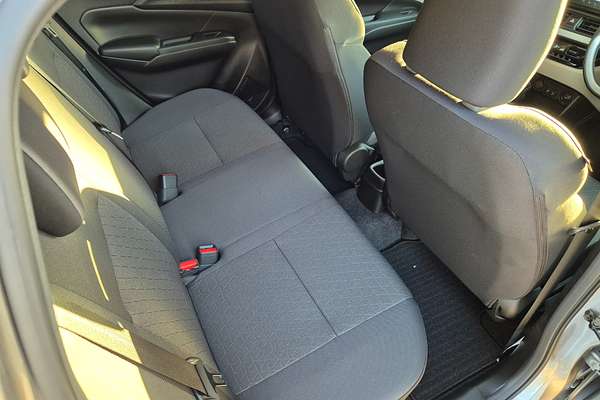2024 Suzuki Swift Hybrid Plus UZ