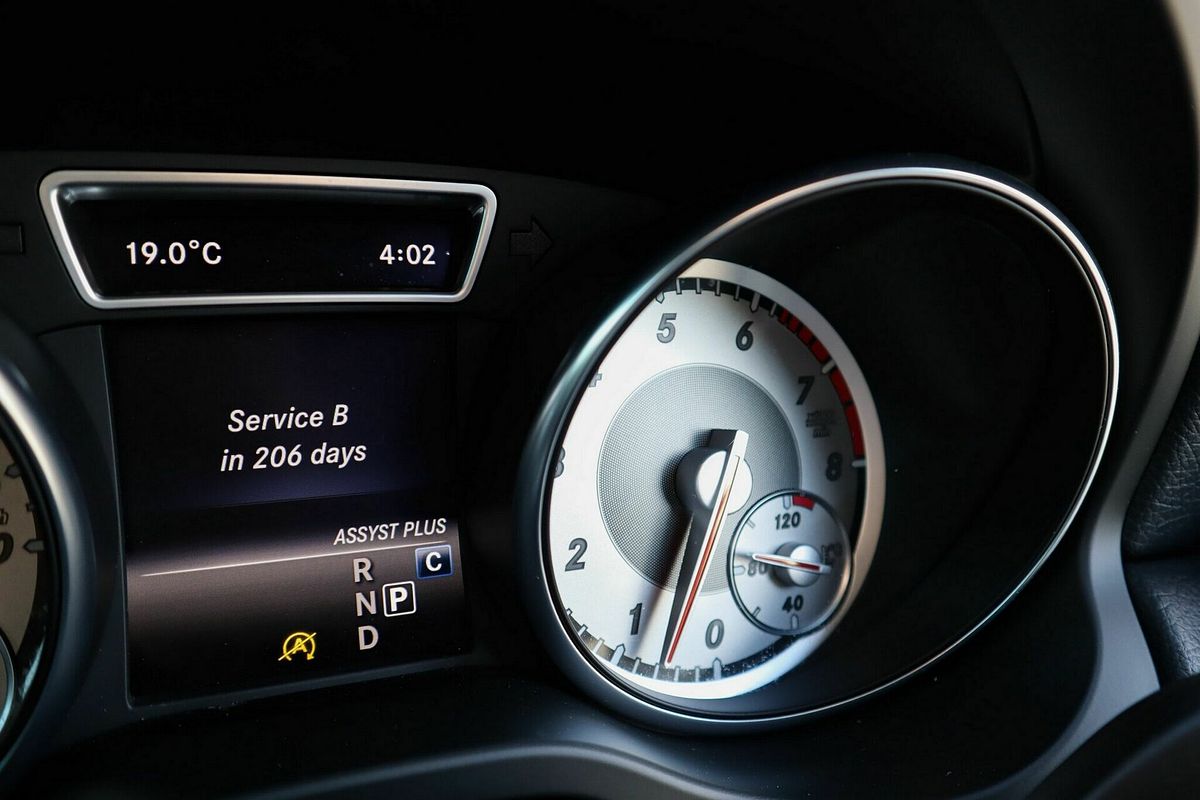 2017 Mercedes-Benz GLA-Class GLA180 X156