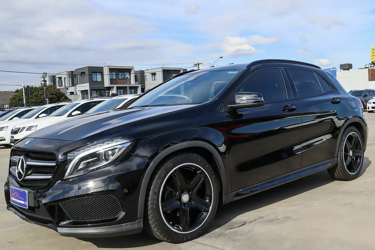 2017 Mercedes-Benz GLA-Class GLA180 X156