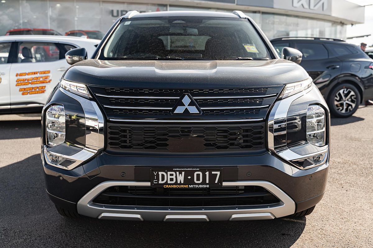2024 Mitsubishi Outlander LS ZM