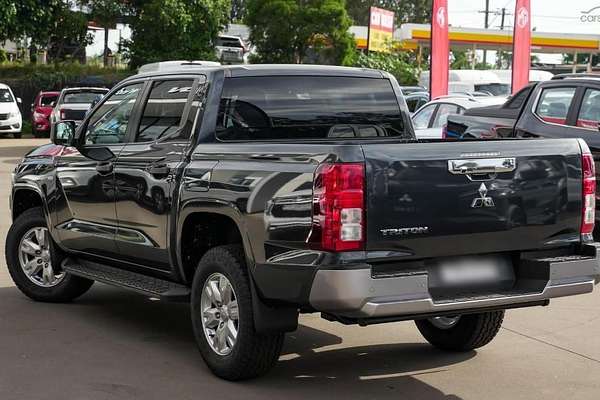 2024 Mitsubishi Triton GLX+ MV 4X4