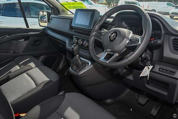 2024 Renault Trafic Pro X82 SWB