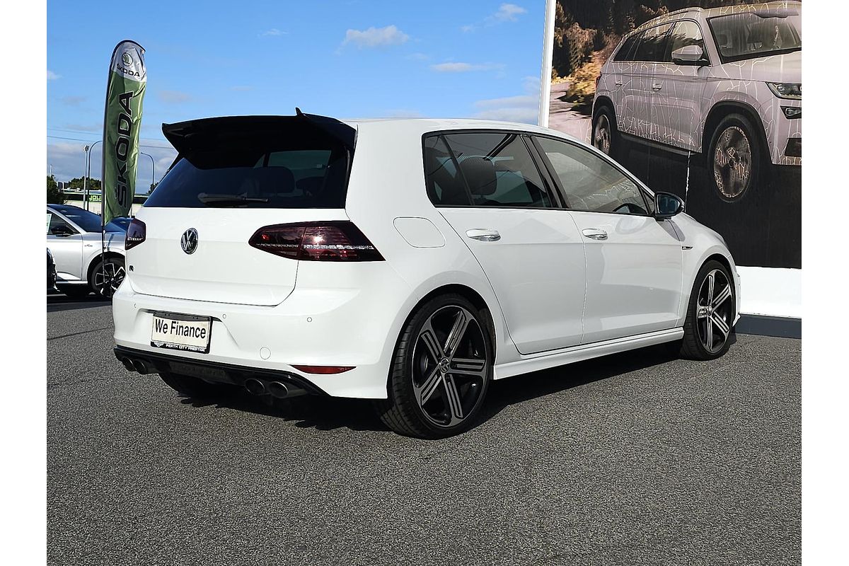 2014 Volkswagen Golf R 7