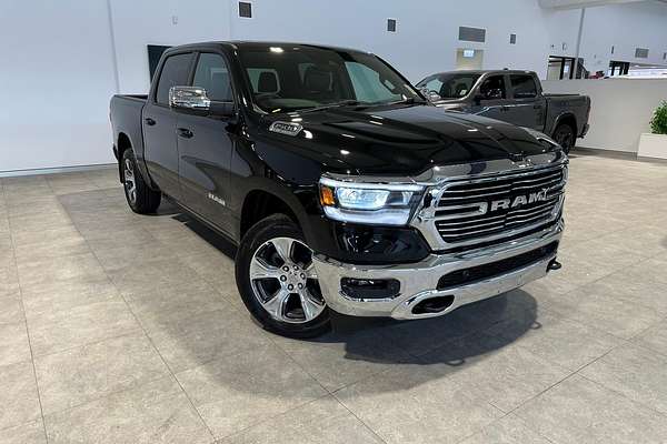 2023 RAM 1500 Laramie DT 4X4