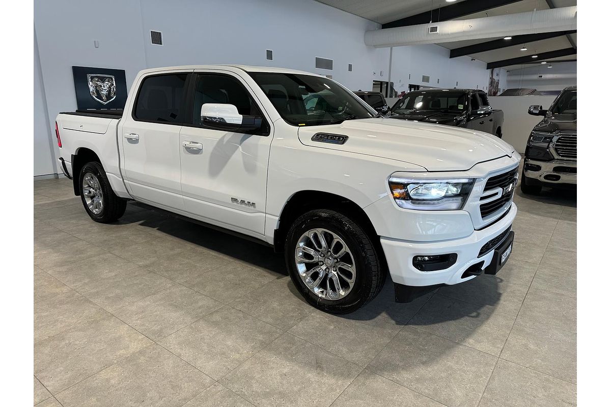 2024 RAM 1500 Laramie Sport RamBox DT 4X4