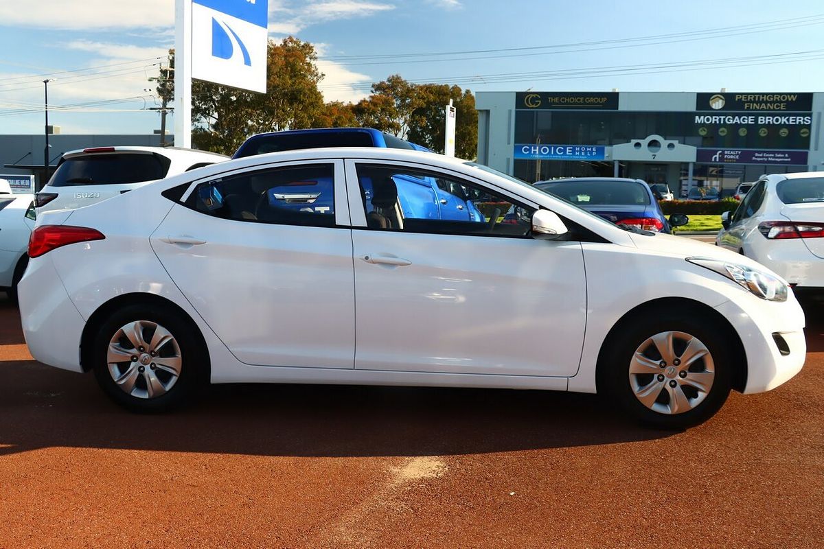 2013 Hyundai Elantra Active MD2