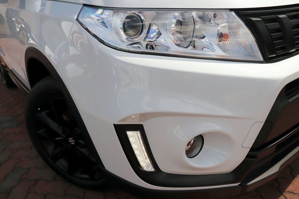 2023 Suzuki Vitara Shadow LY Series II