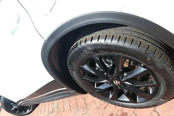 2023 Suzuki Vitara Shadow LY Series II