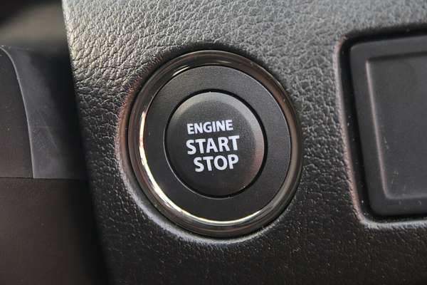 2023 Suzuki Vitara Shadow LY Series II