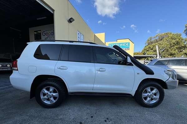 2011 Toyota Landcruiser Sahara (4x4) VDJ200R 09 Upgrade