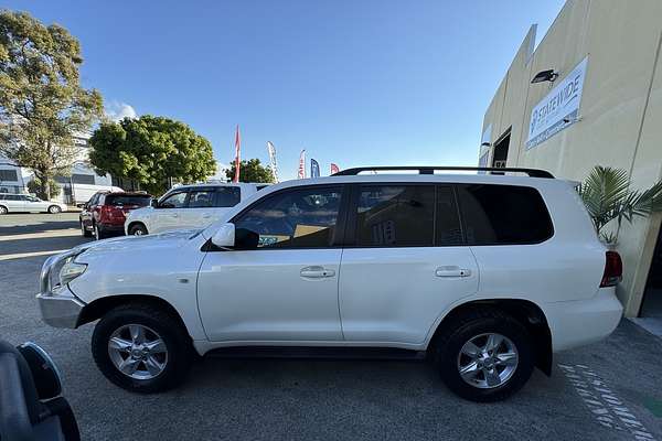 2011 Toyota Landcruiser Sahara (4x4) VDJ200R 09 Upgrade